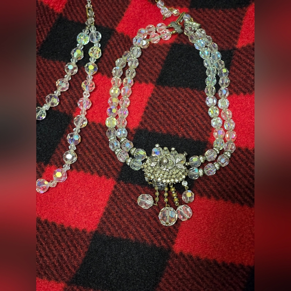 2 Vintage Iridescent Chokers - Picture 2 of 9